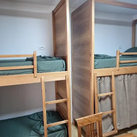 Hostal Under The Olive